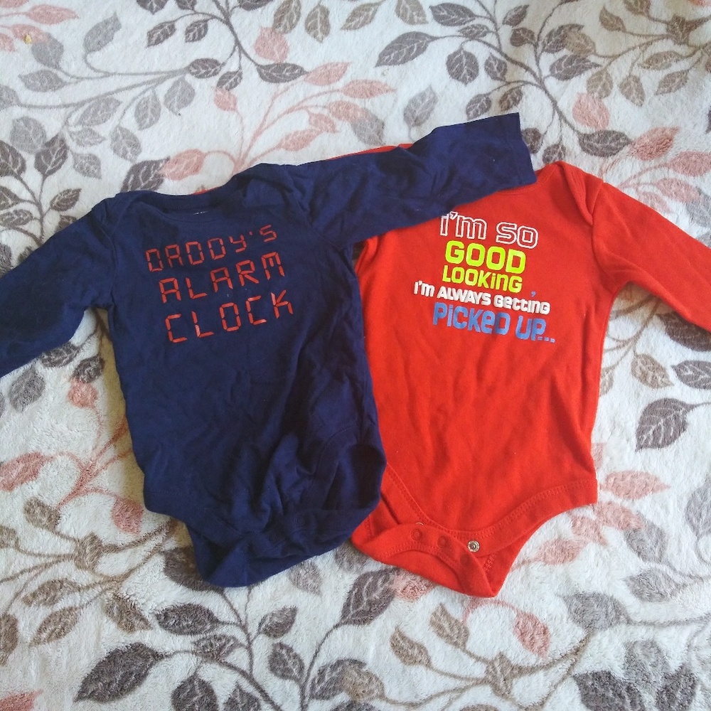 2 long sleeve Onesie